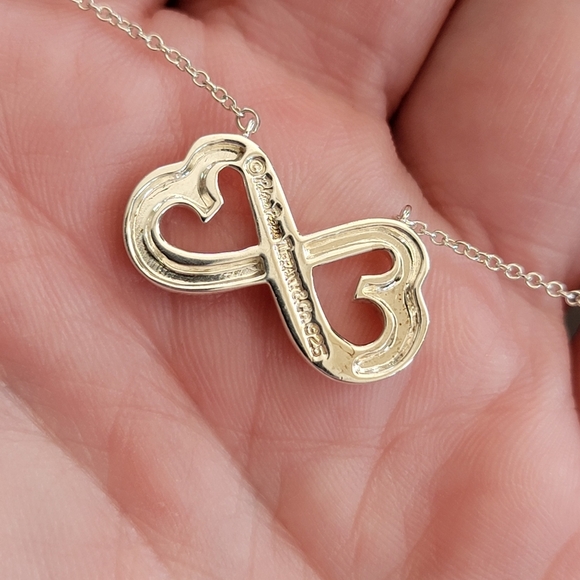 Tiffany & Co. Paloma Picasso Double Loving Heart Necklace - Picture 10 of 16